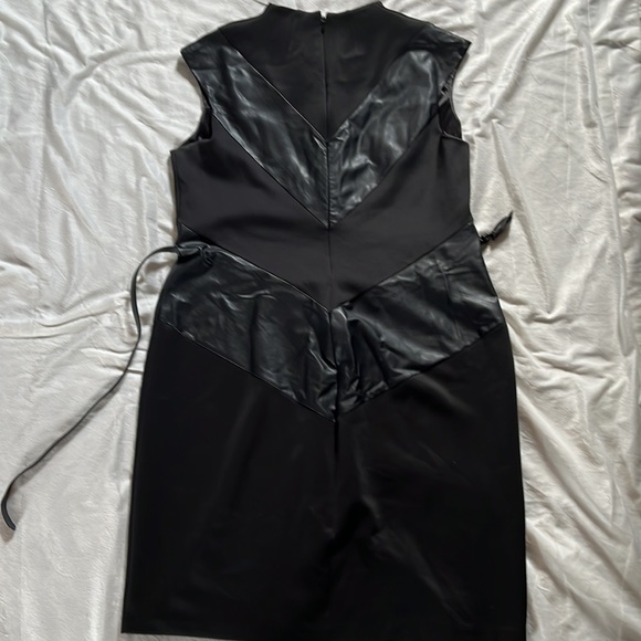 NY&Co Black Dress - Picture 4 of 4